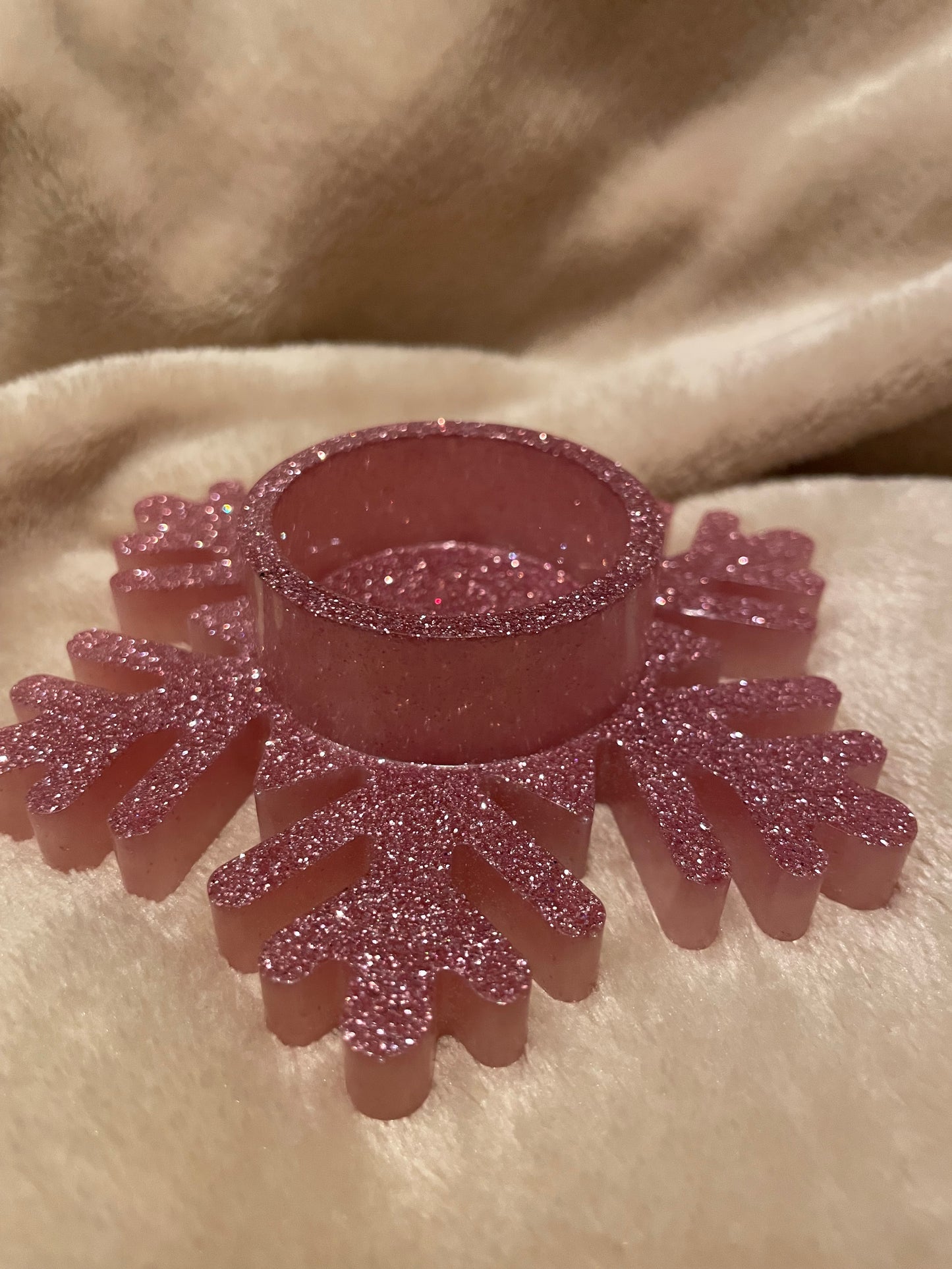 Ice crystal tea light holder