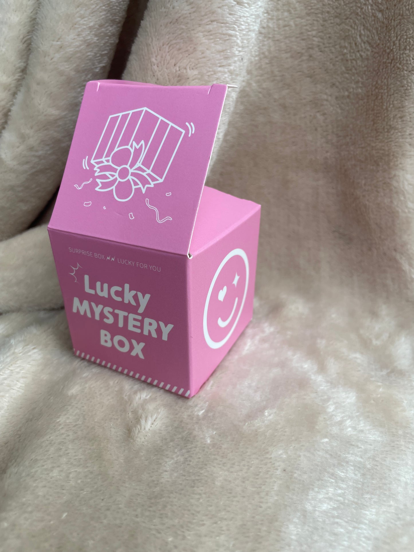 Mini mystery box