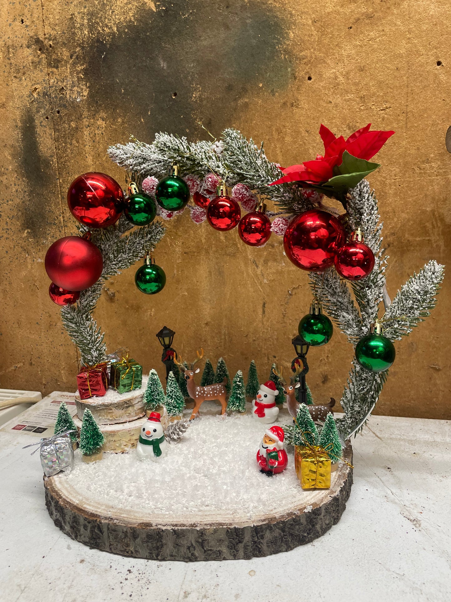 Standing Christmas Wreath Reusable