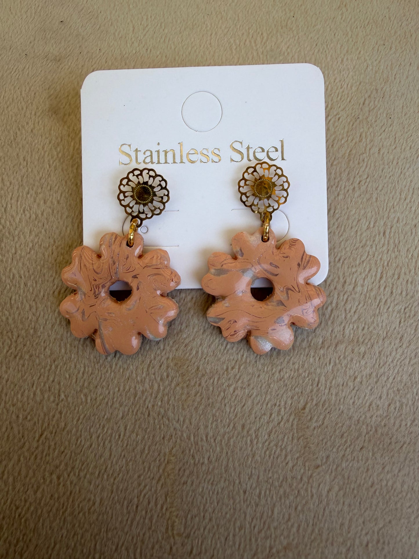Workshop Sips & Crafts Sparkling earrings🌸