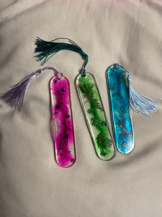 Bloemige boekenleggers