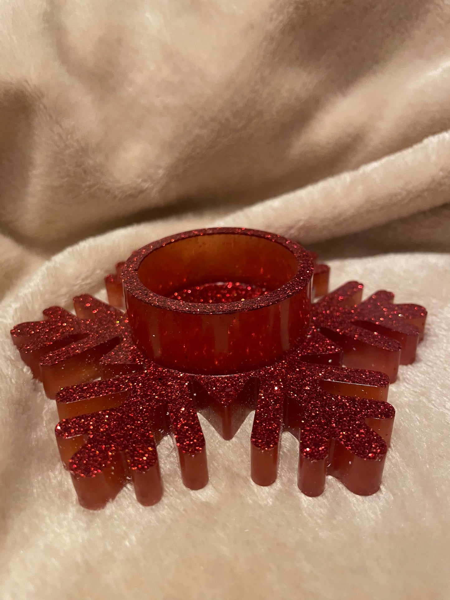 Ice crystal tea light holder