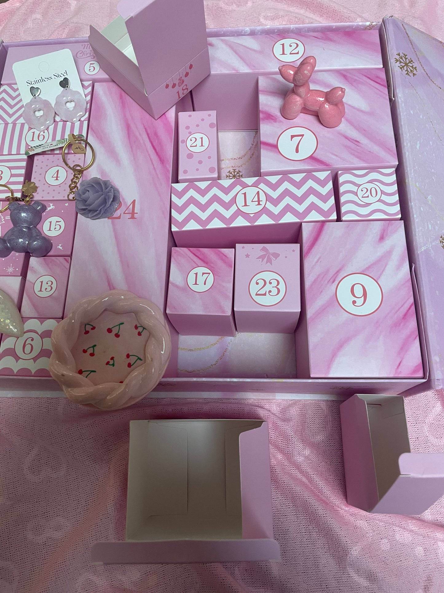 Handgemaakte luxe adventkalender – 24 vakjes met handgemaakte sieraden & woondecor