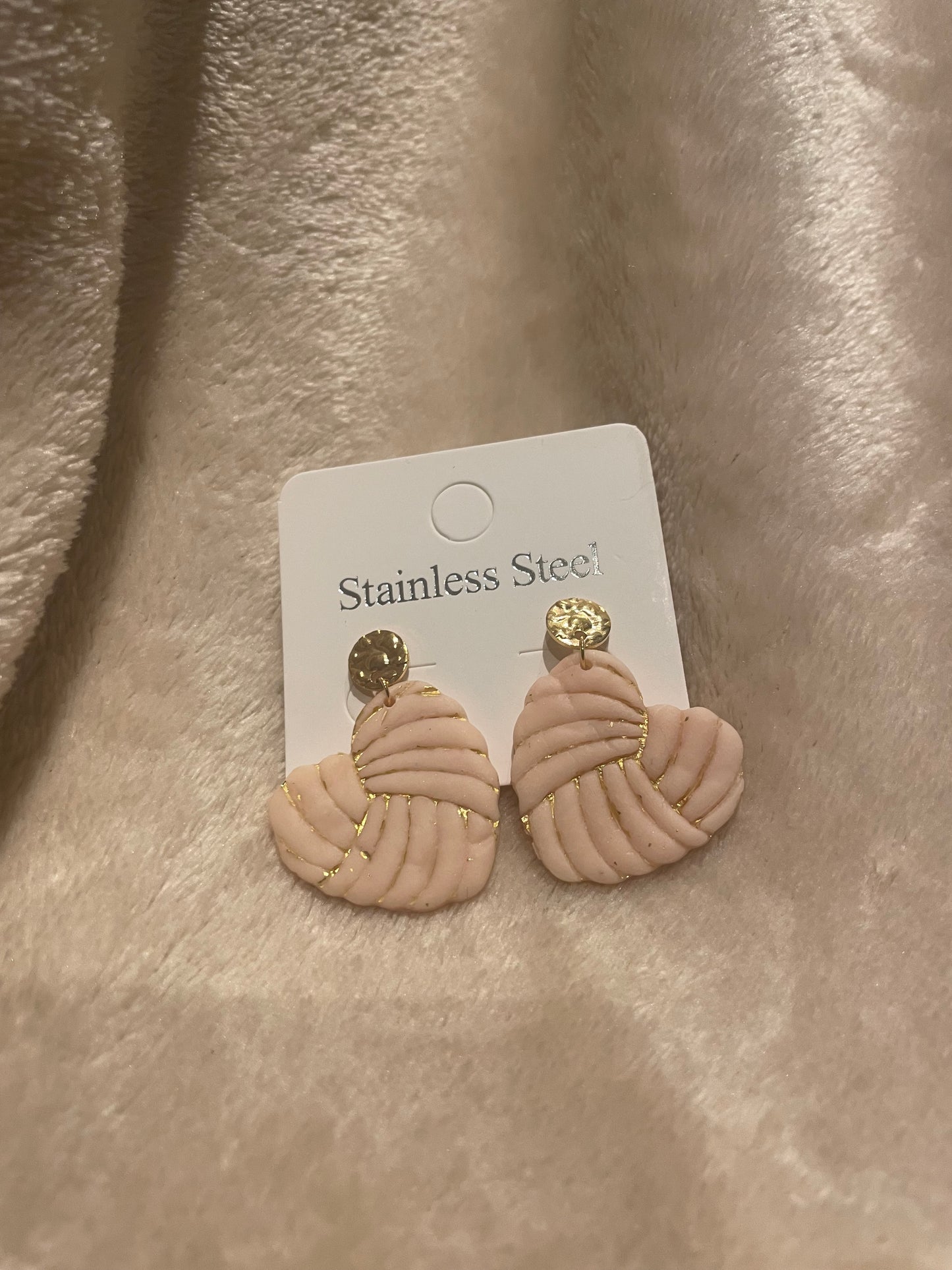 Shiny Gold hearts Oorbellen