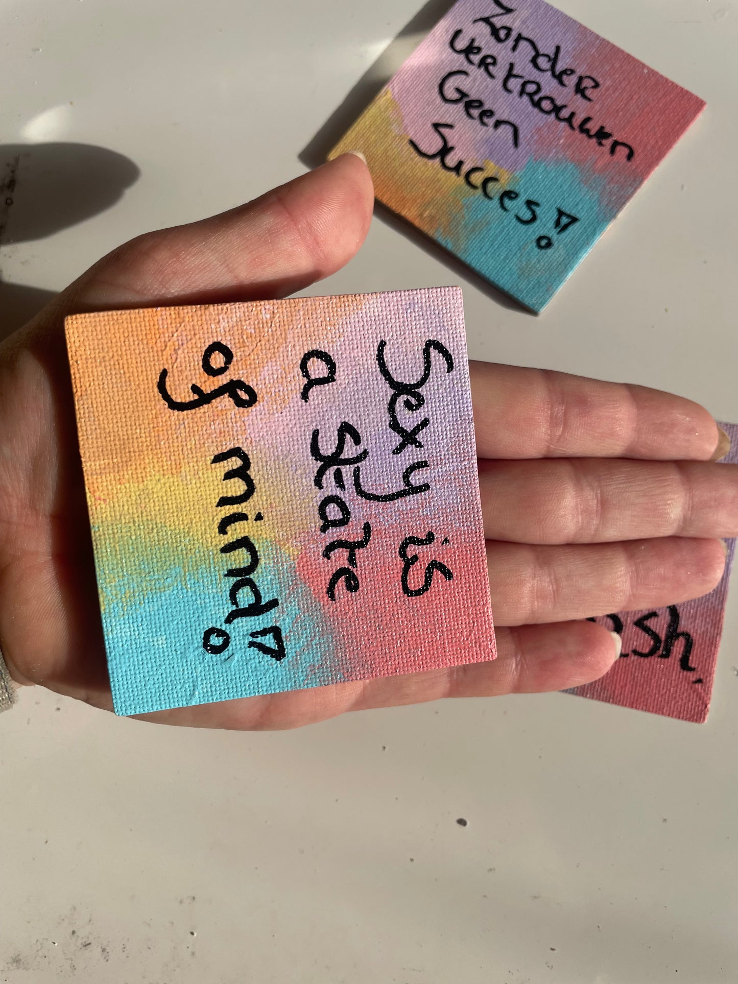 Magneetje beschilderd met quote