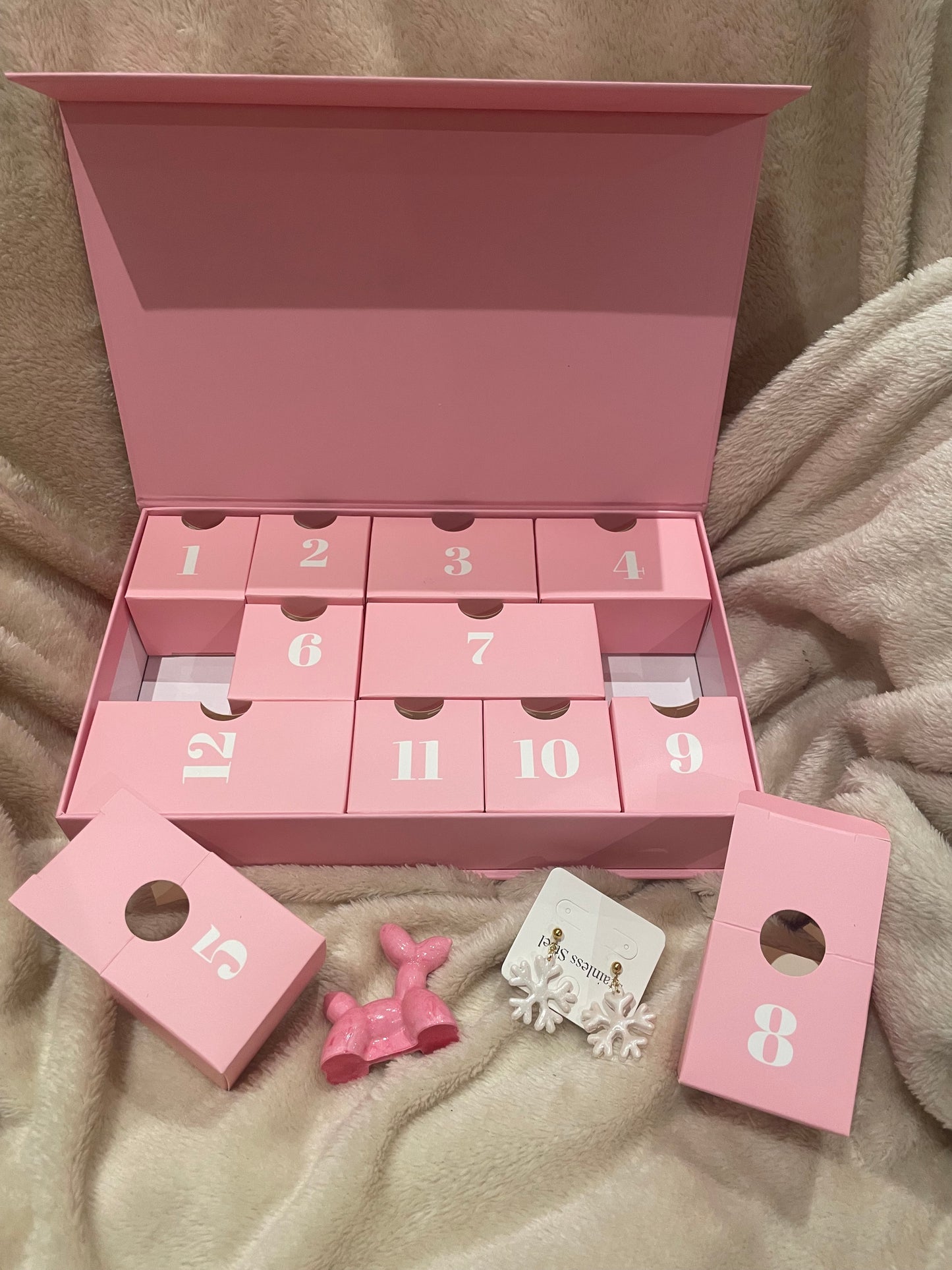 Handgemaakte Luxe 12-Days Box / Mini Holiday Giftbox – 12 dagen vol sieraden & woondecor